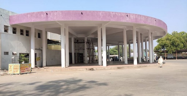 paratwada st bus stand